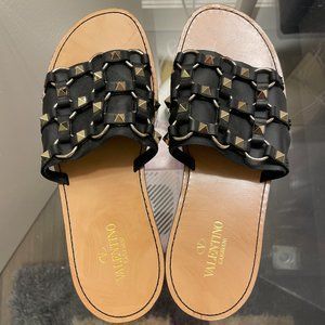Valentino Rockstud Slides